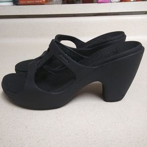 Black Crocs Cyprus II high heels- size 8